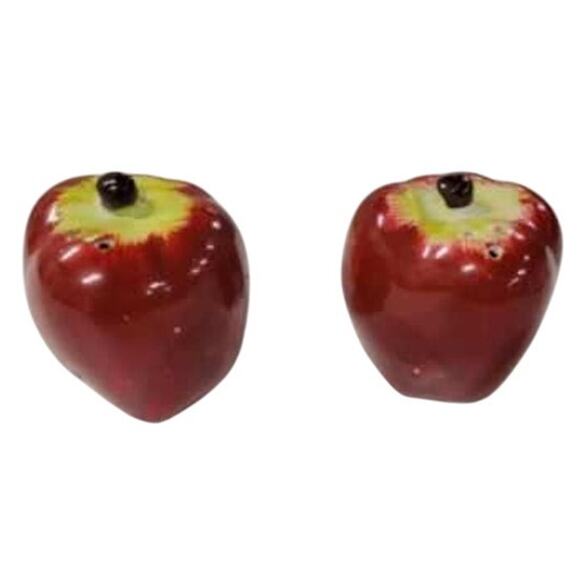 Vintage Apple Salt & Pepper Spice Shakers glass Red- Country Cottage Core - Picture 1 of 5